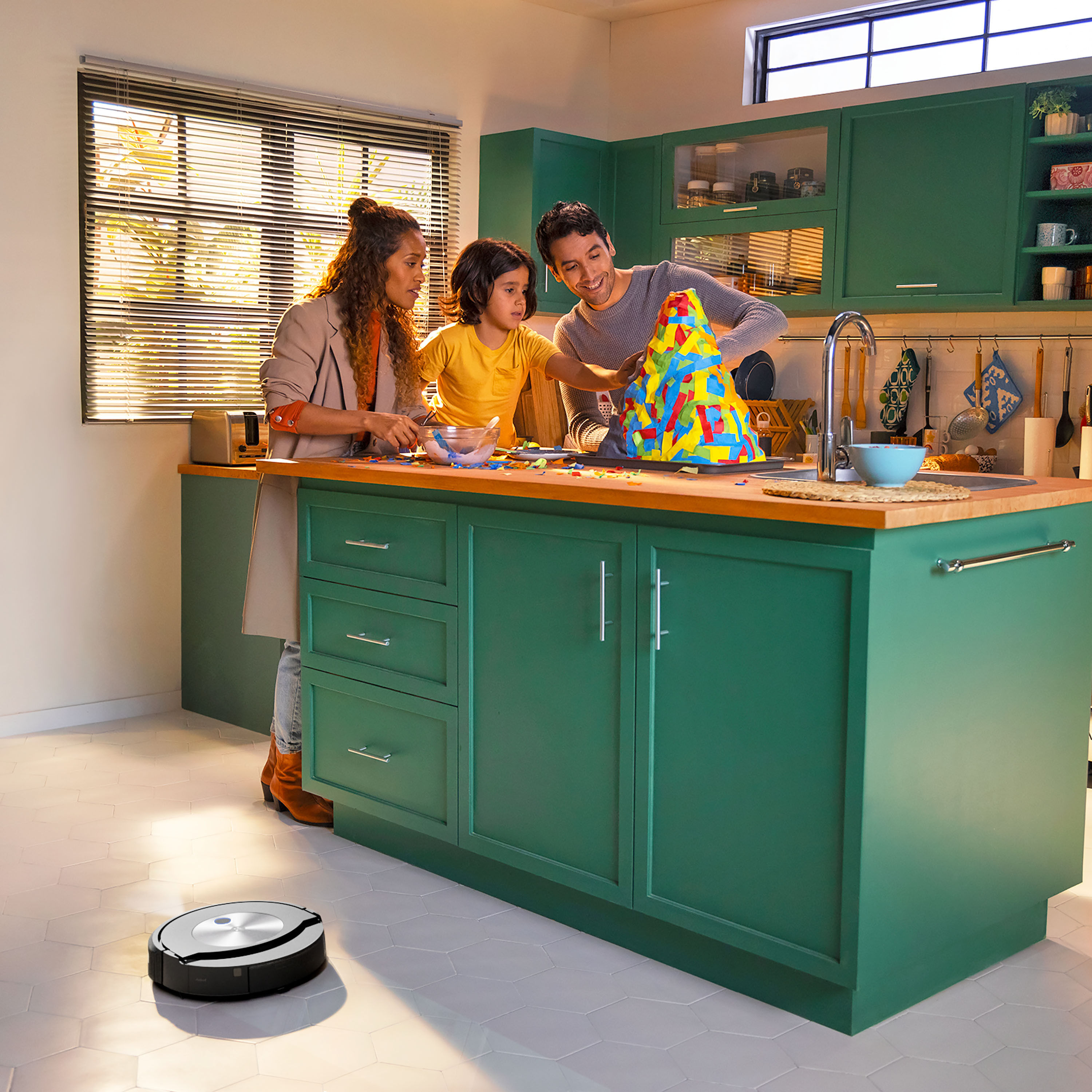 iRobot Roomba Combo™ j7+ Robot Vacuum and Mop | iRobot®