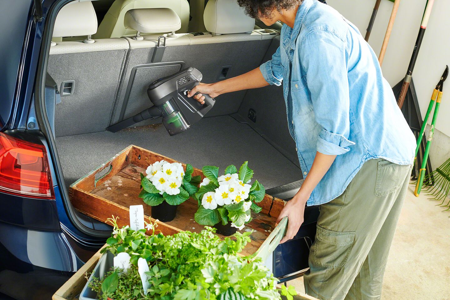 iRobot® H1 Handheld Vacuum iRobot®