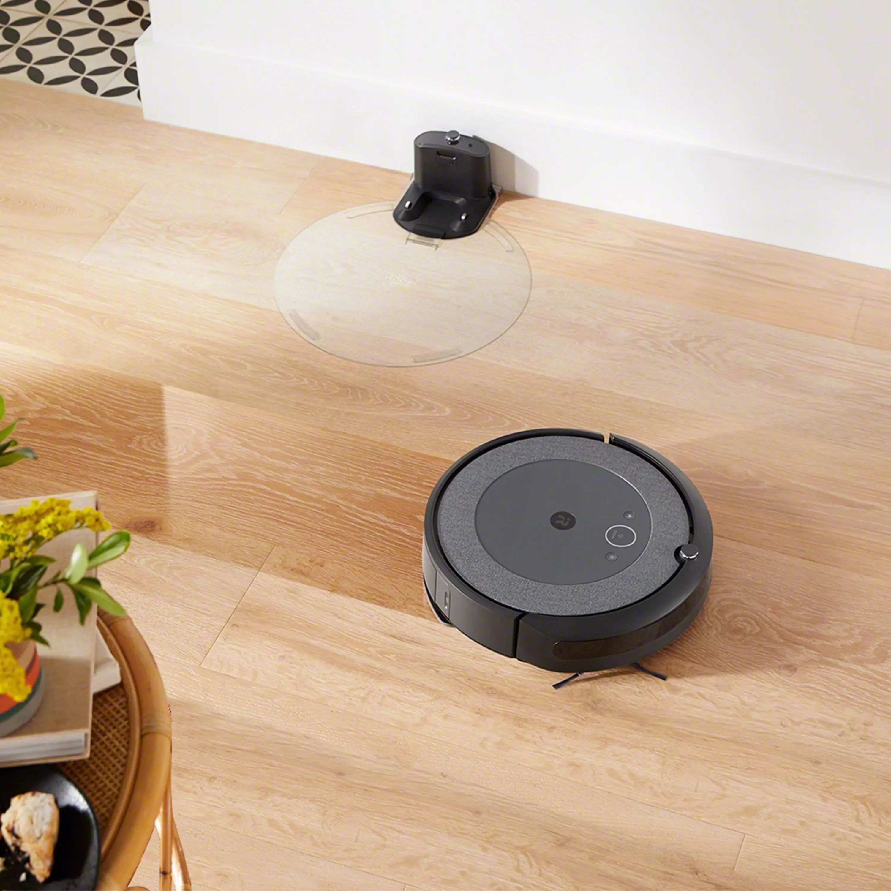 Roomba Combo™ i5 | 2-in-1 Robot Vacuum