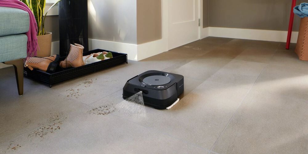 Our ultimate robot mop with Precision Jet Spray