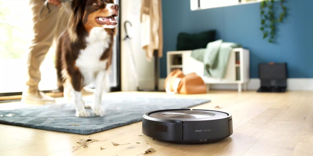 The smartest, most powerful robot vacuum yet for rough, or fine, debris pickup&sup1;