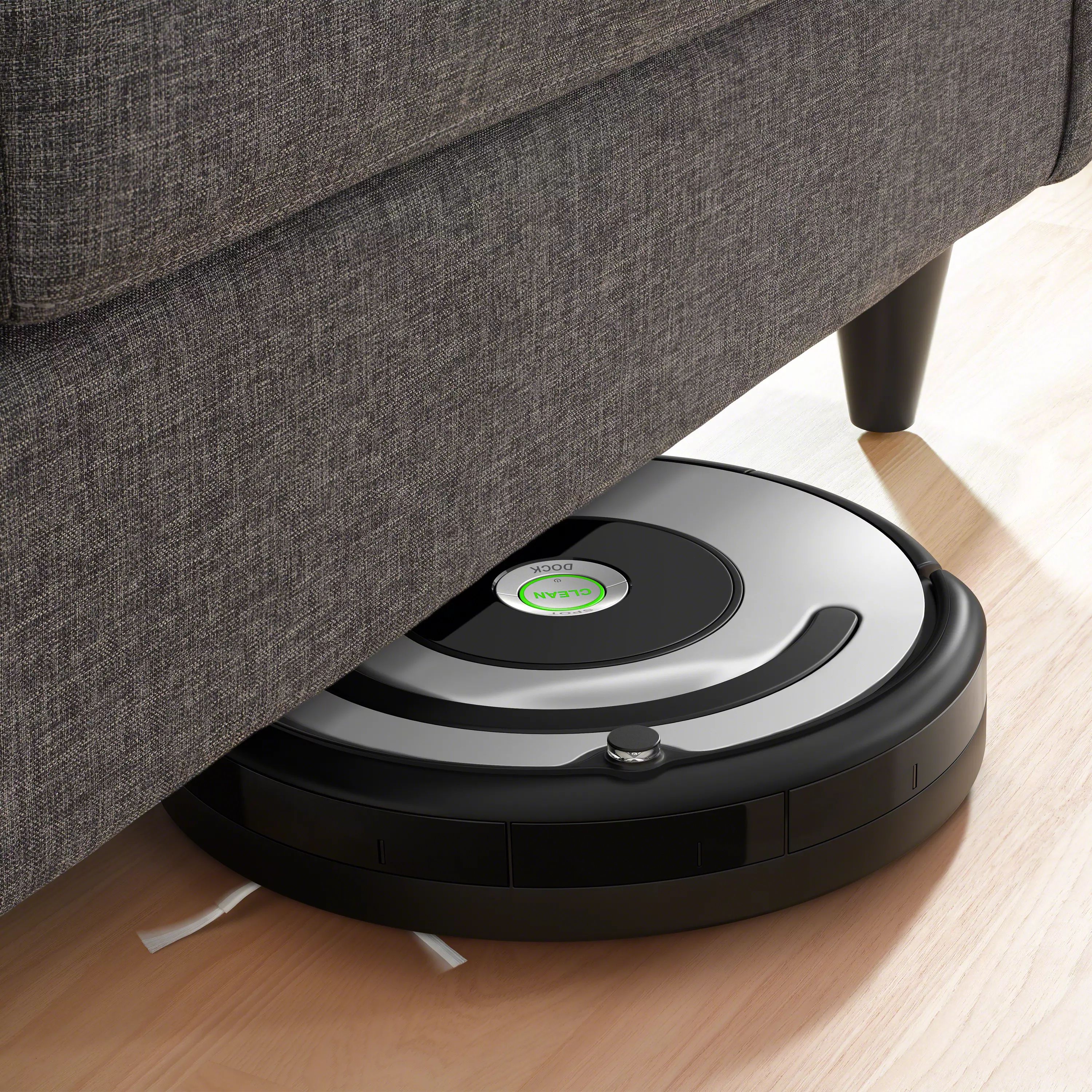 Wi Fi Connected Roomba 677 Robot Vacuum