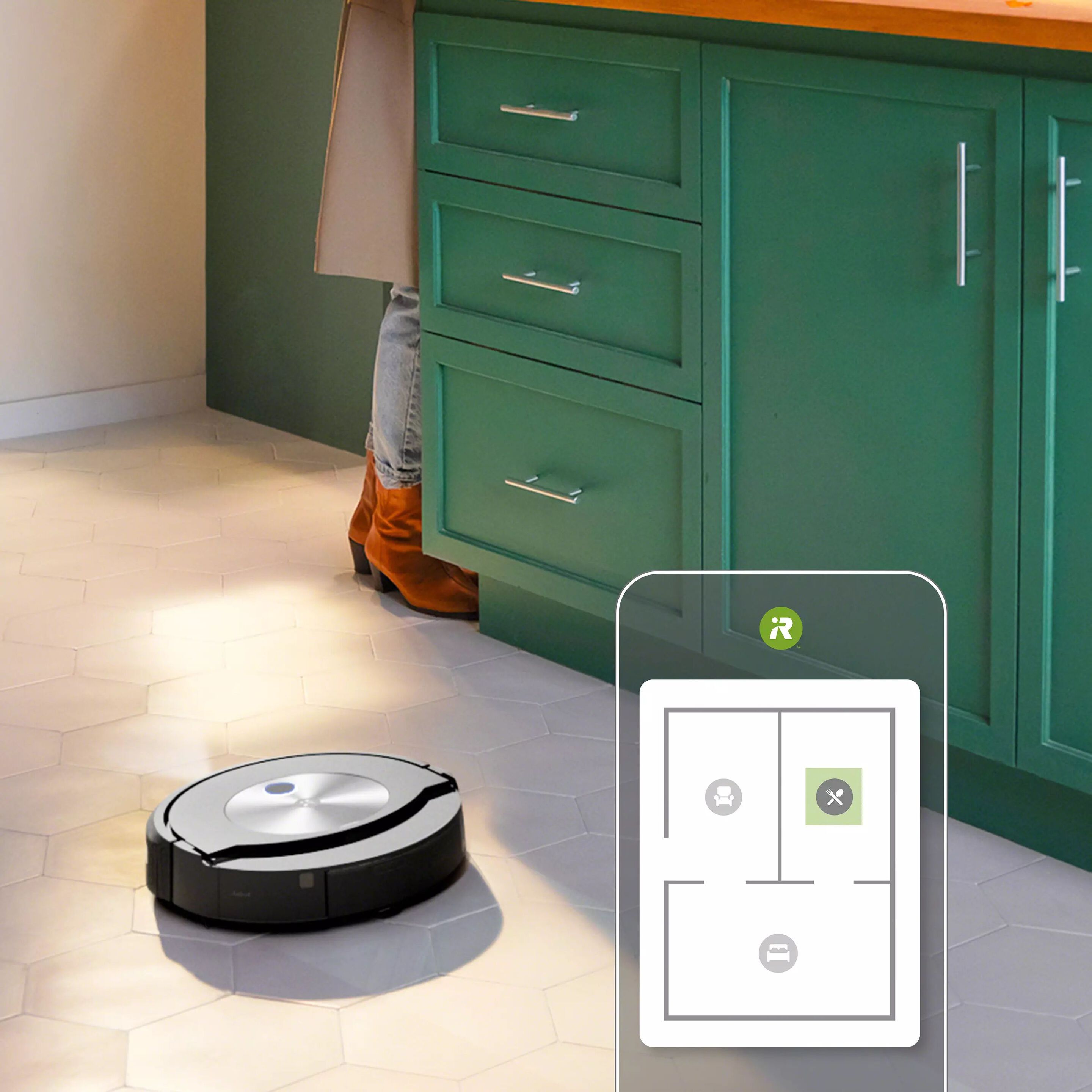iRobot Roomba Combo™ j7+ Robot Vacuum and Mop iRobot®